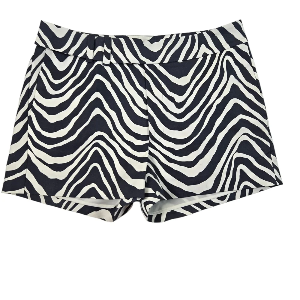 NWOT Zebra Print Marie Oliver Women's Shorts Sz 8 - Picture 2 of 10